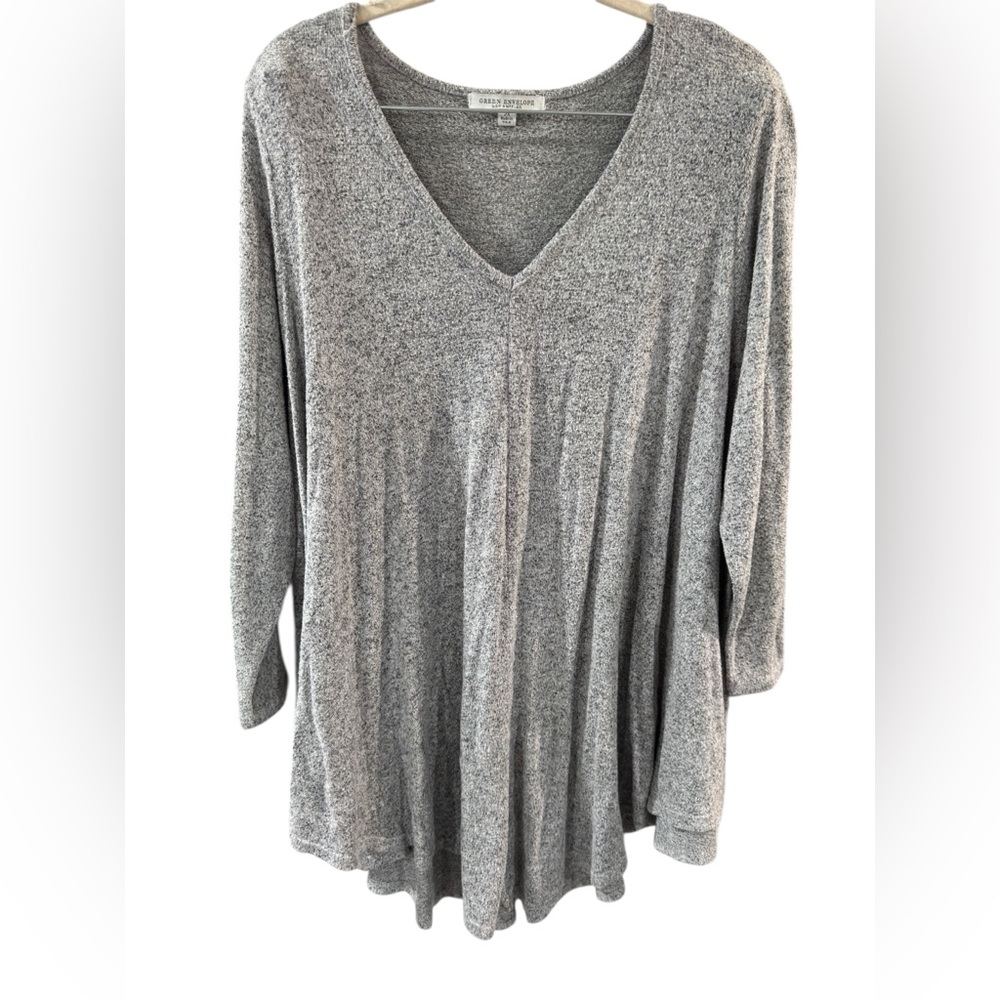 Green Envelope Heather Gray Long Sleeve Top